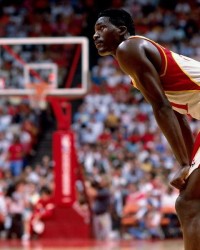  老鹰交易传闻涉及全明星后卫  