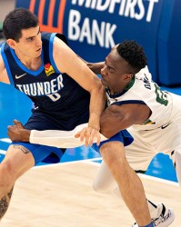  爱德华兹35分森林狼力克快船  