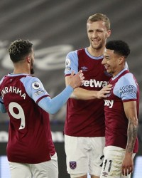  利兹联惨败西汉姆联班福德错失破门良机  