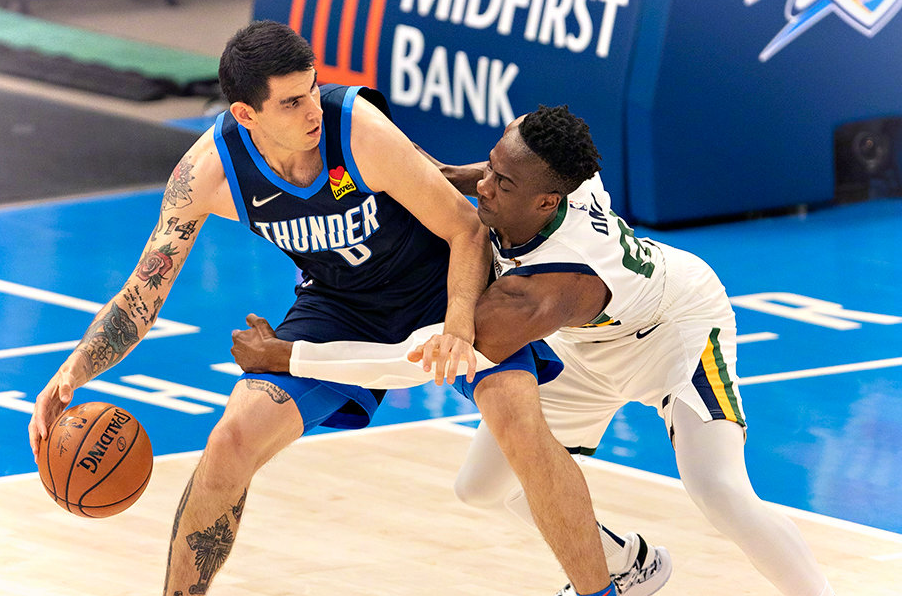  爱德华兹35分森林狼力克快船  