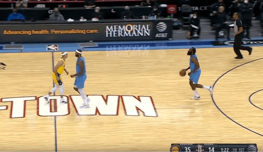  尤文防线漏洞频出遭对手三球完爆  